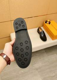 Picture of Louis Vuitton Shoes _SKU22516173SZ38-4413824